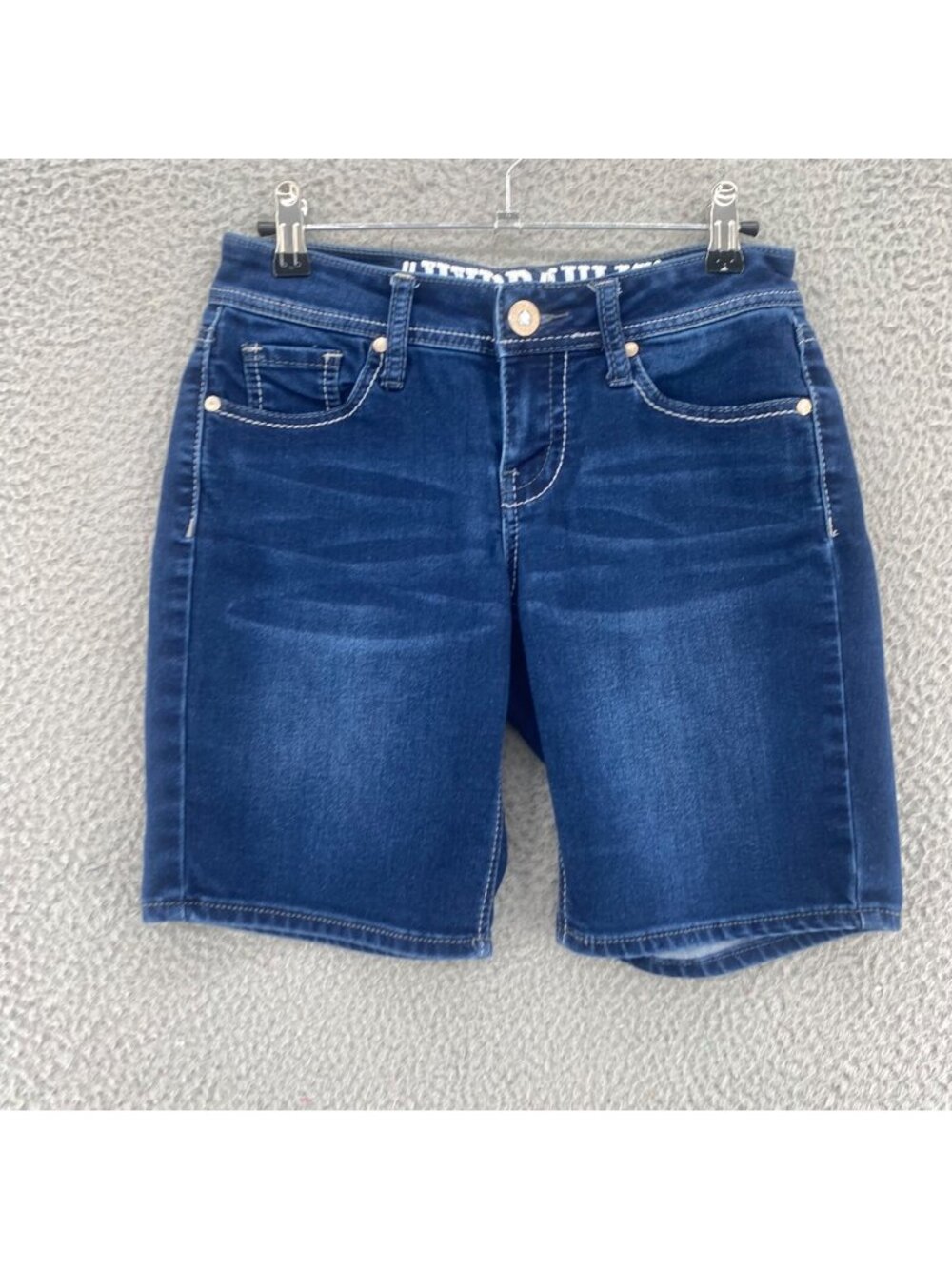 HYDRAULIC Shorts Women 6 Lola Curvy Blue Embellished Denim Jeans Stretch Cutoff*